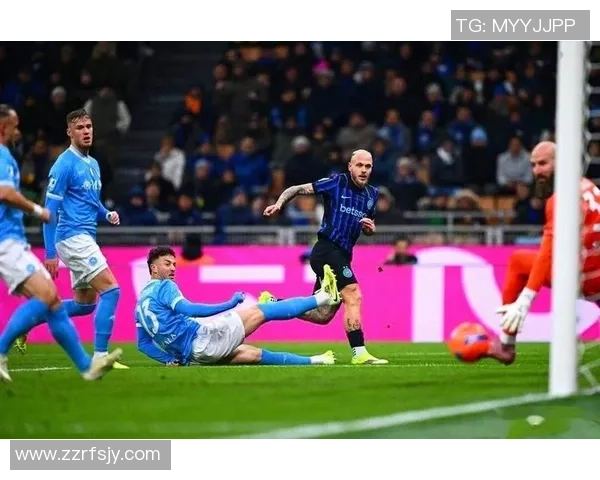 那不勒斯狂胜皇马四球大捷乌龙球瞬间点燃全场激情集锦