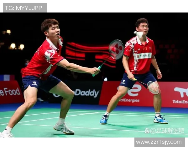 重庆羽毛球队的默契配合与战术探讨聚焦团队协作与竞技精神