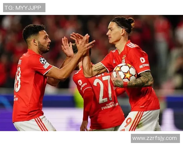 中超激战本菲卡与利物浦战成平局红牌事件引发全场热议