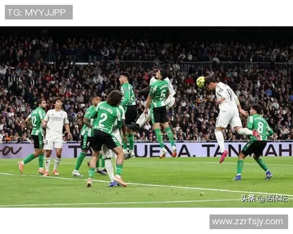 中超盛宴：皇马与AC米兰激战成和帽子戏法引发全场热潮