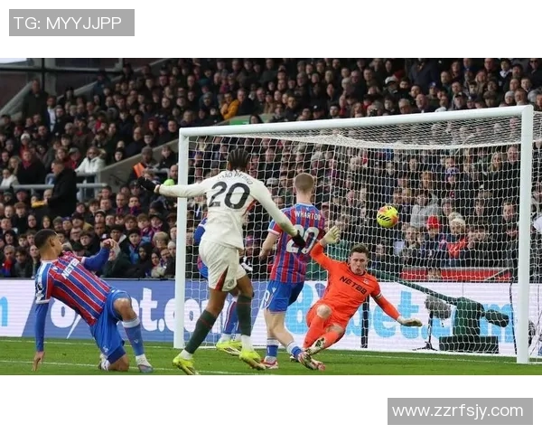 友谊赛惊现逆转大戏拜仁在补时阶段绝杀阿森纳引发全场狂欢