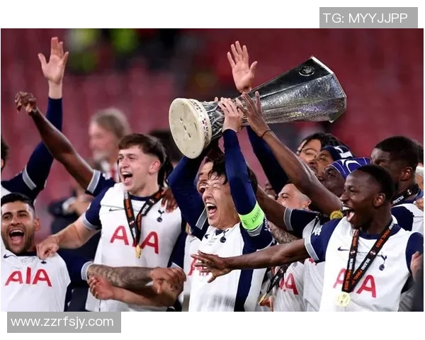 德甲精彩对决拜仁大胜热刺引发转会热议与球迷狂欢