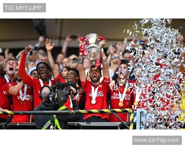 足总杯精彩对决多特蒙德与曼联激战成平局十大进球回顾引发全场狂欢