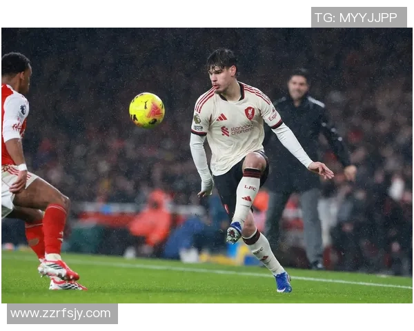 中超经典对决阿森纳与利物浦上演惊天逆转战平引发全场热议