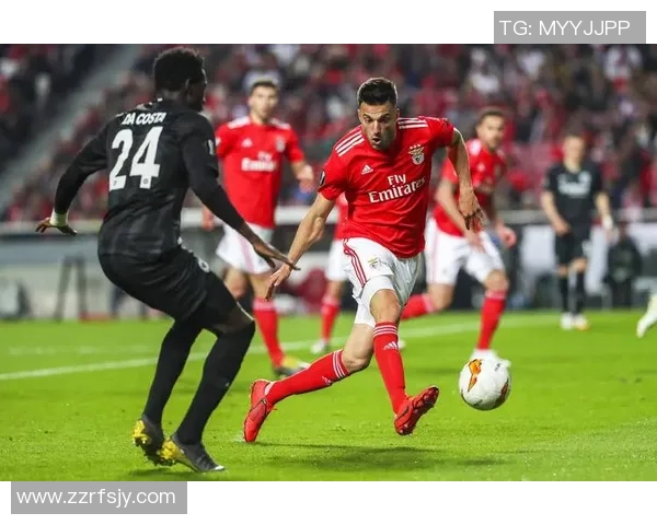 意甲焦点战：本菲卡与AC米兰激战成平红牌事件引发全场热议